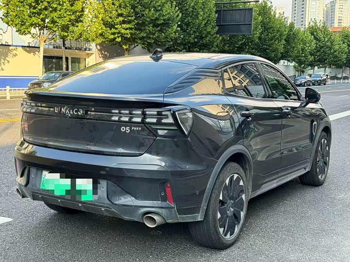 Lynk & Co 05 EM-P Hybrid, 2021 — фото 4 из 9