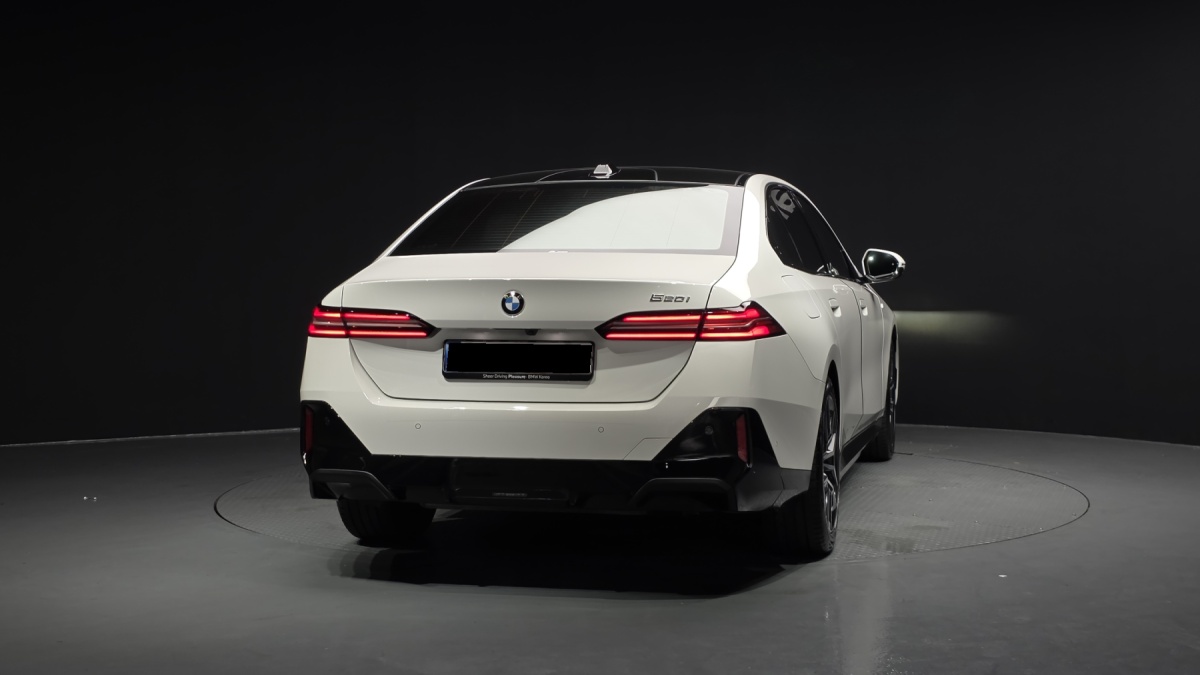 BMW 5 Series, 2025 — фото 4 из 12