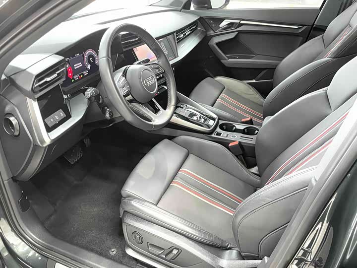 Audi A3, 2023 — фото 7 из 9