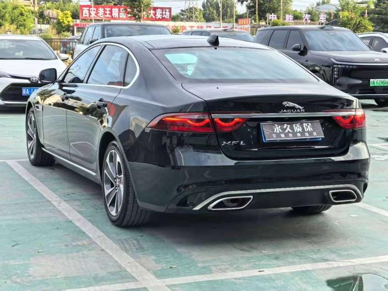 Jaguar XF L, 2023 — фото 4 из 12