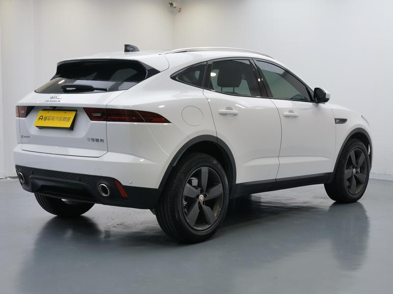 Jaguar E-Pace, 2023 — фото 7 из 12