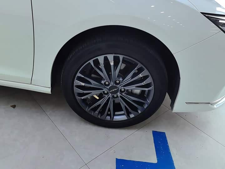 Dongfeng Aeolus Yixuan Max, 2023 — фото 6 из 9