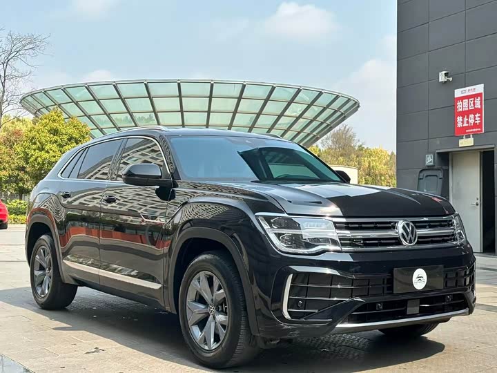 Volkswagen Teramont X, 2023 — фото 3 из 9