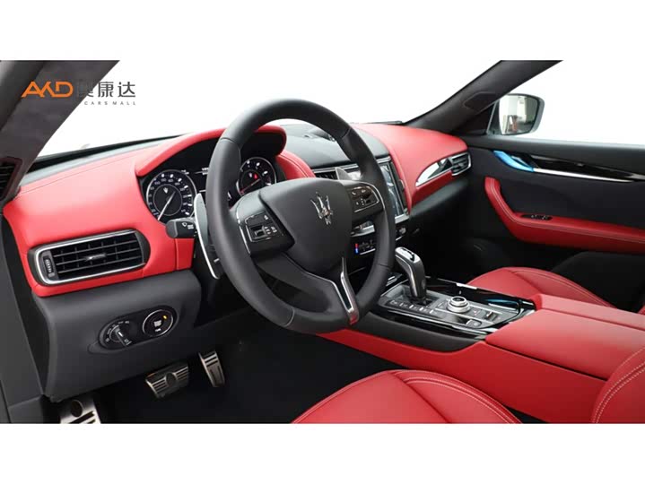 Maserati Levante, 2024 — фото 6 из 9