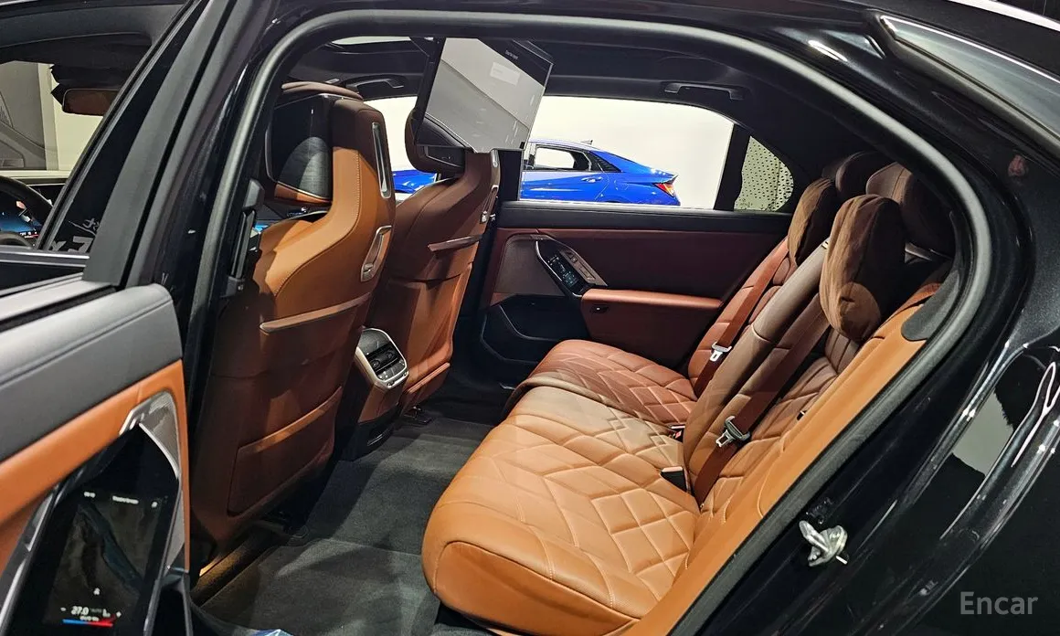 BMW 7 Series, 2023 — фото 12 из 12
