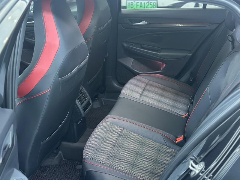 Volkswagen Golf GTI, 2022 — фото 10 из 11