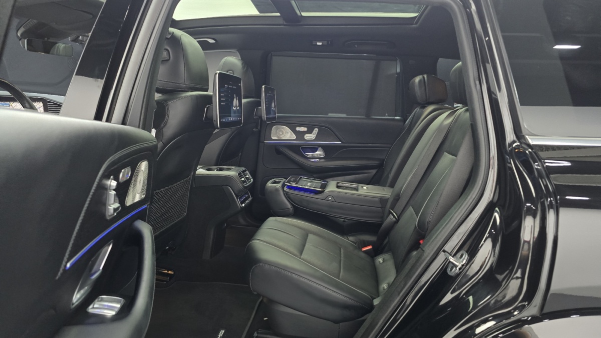 Mercedes-Benz GLS-Class, 2023 — фото 12 из 12