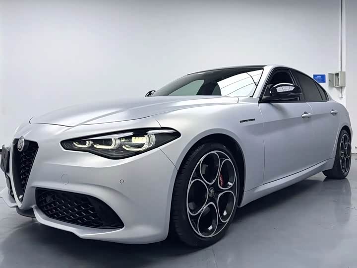Alfa Romeo Giulia, 2023 — купить в Иванове под ключ
