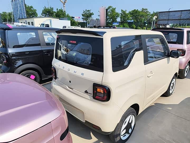 Geely Galaxy Panda Mini, 2025 — фото 6 из 9
