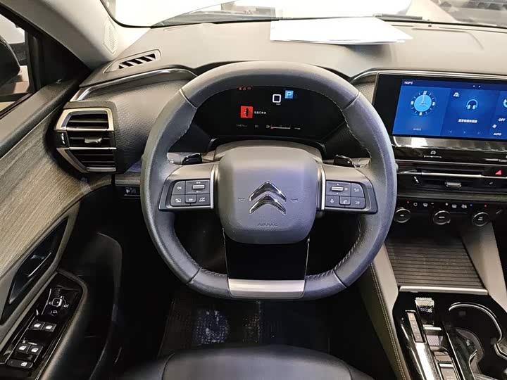 Citroen C5 X, 2023 — фото 7 из 9