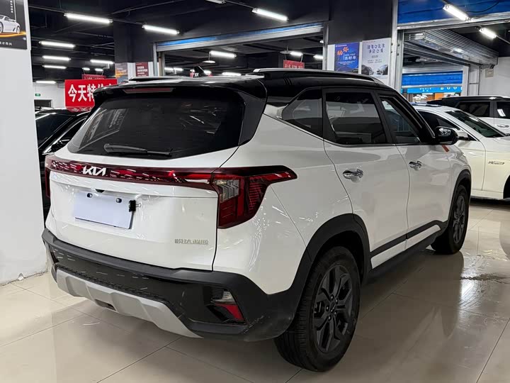 Kia Seltos, 2023 — фото 6 из 7