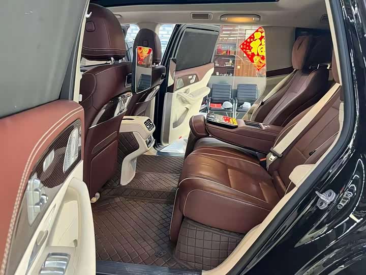 Mercedes-Benz Maybach GLS, 2022 — фото 8 из 9