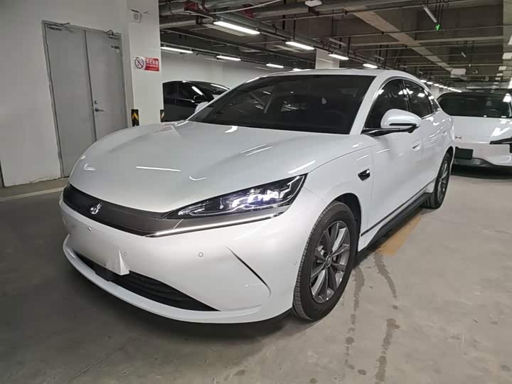 BYD Qin L, 2025 — купить в Смоленске под ключ