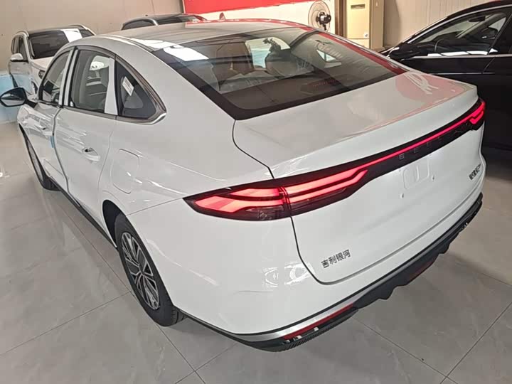 Geely Galaxy Starshine 6, 2026 — фото 5 из 9