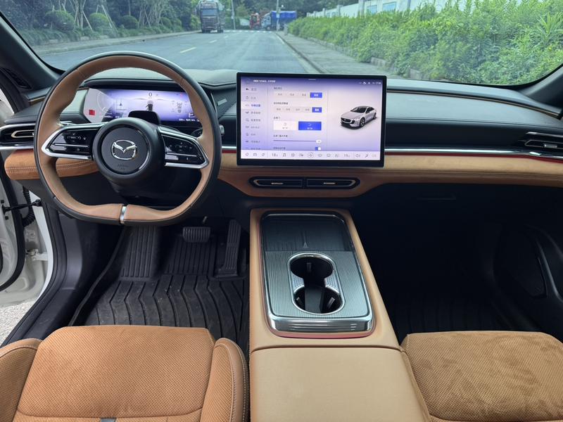 Mazda EZ-6, 2024 — фото 9 из 12