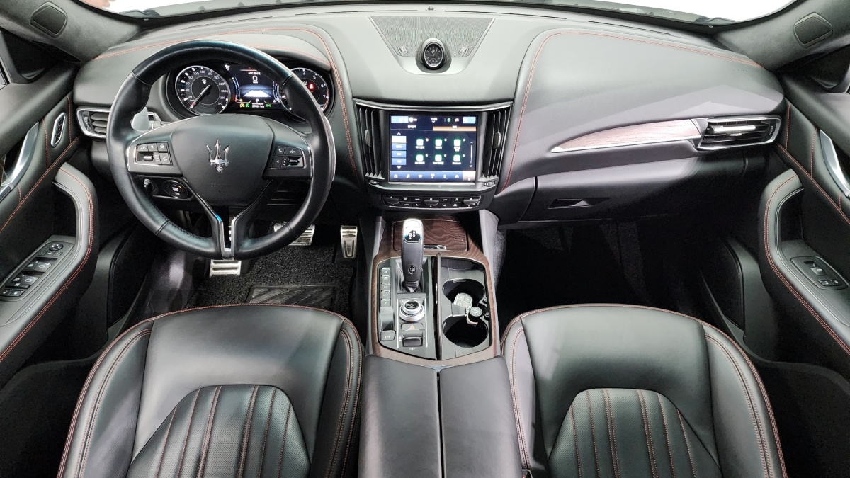 Maserati Levante, 2022 — фото 6 из 12