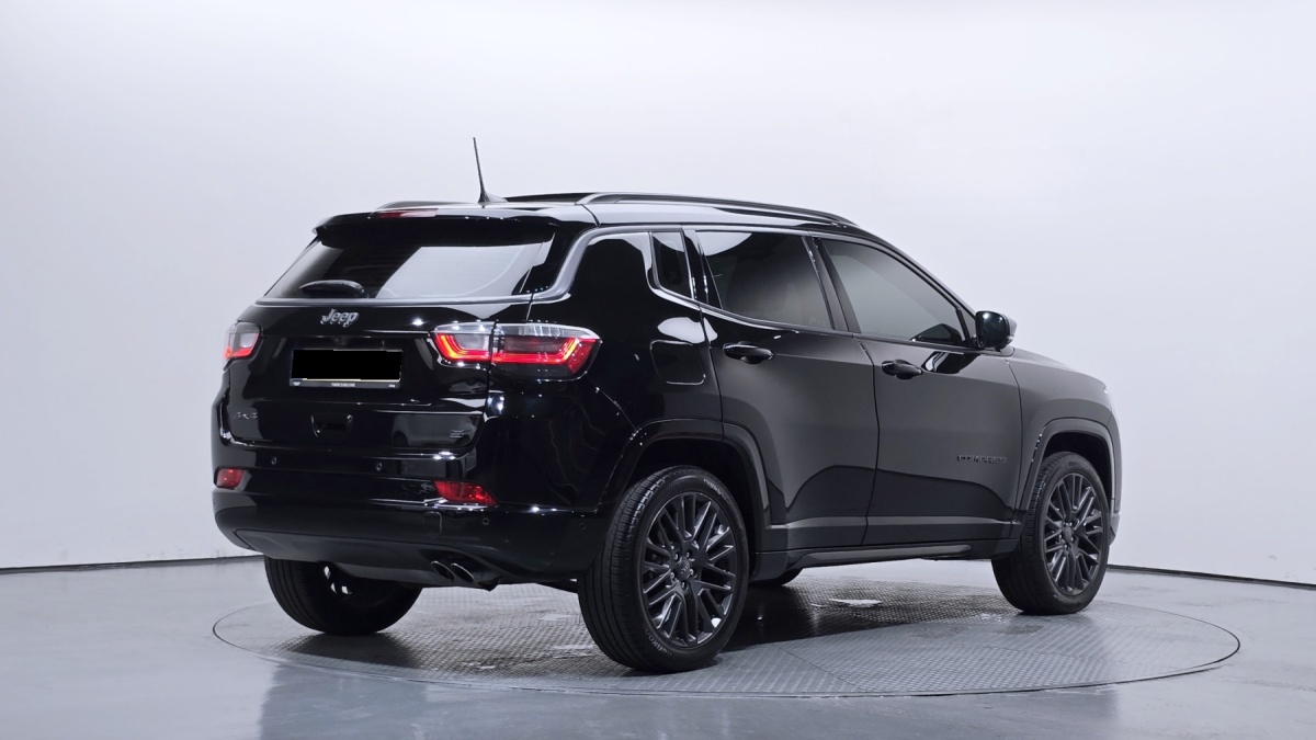 Jeep Compass, 2022 — фото 2 из 12