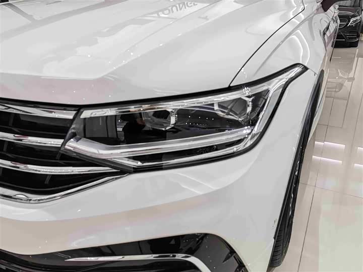Volkswagen Tiguan L Pro, 2021 — фото 5 из 12