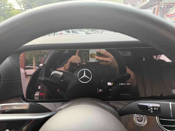 Mercedes-Benz E-Class Hybrid, 2022 — фото 5 из 5