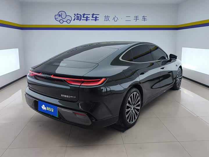 Geely Galaxy Starshine 8 EM-i, 2025 — фото 3 из 9