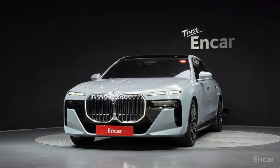 BMW 7 Series, 2025 — фото 3 из 12