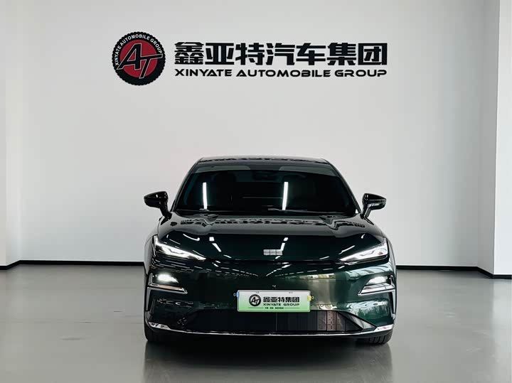 Geely Galaxy Starshine 8 EM-i, 2025 — фото 2 из 9