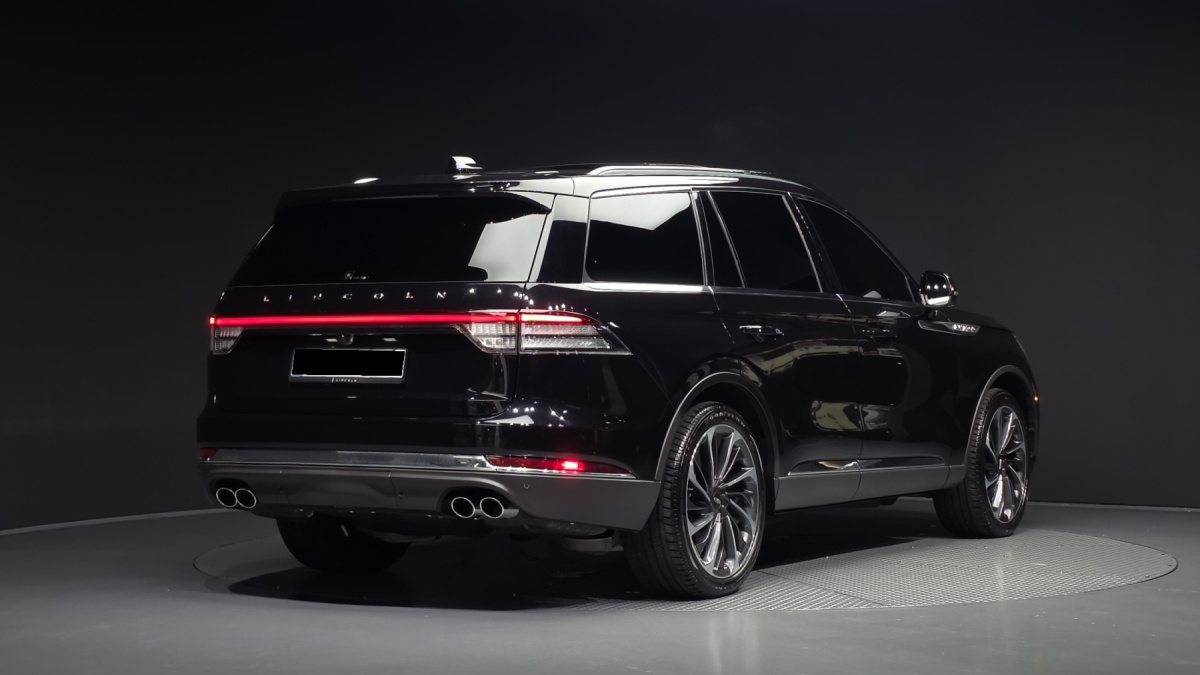 Lincoln Aviator, 2025 — фото 2 из 12