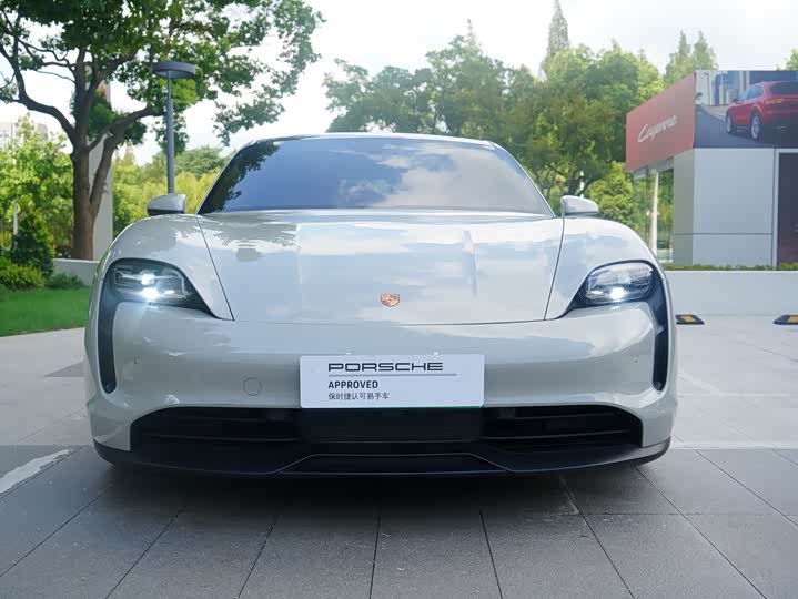 Porsche Taycan, 2023 — фото 2 из 9