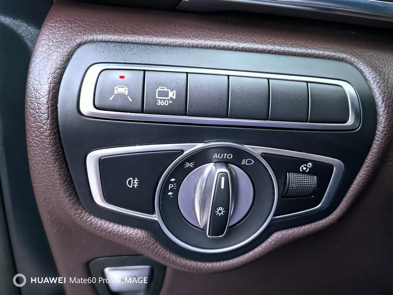 Mercedes-Benz V-Class, 2022 — фото 7 из 12