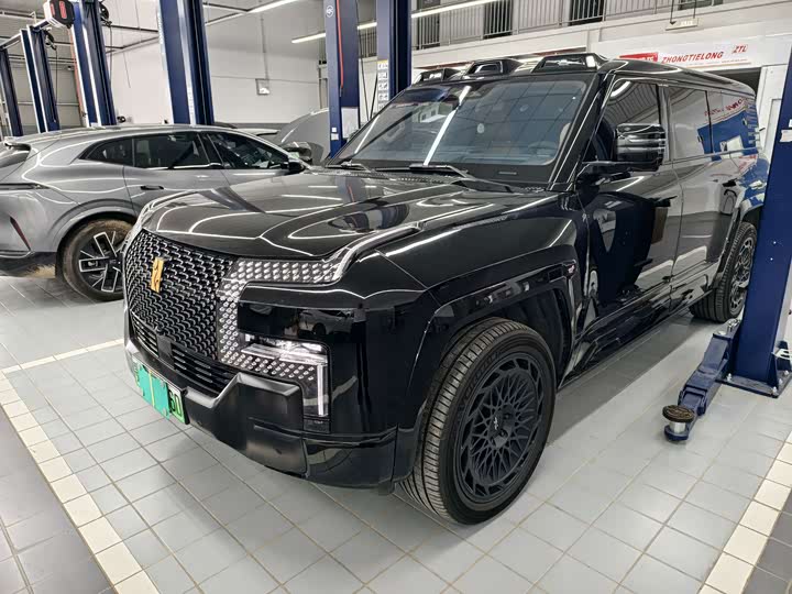 BYD Yangwang U8, 2025 — купить в Самаре под ключ