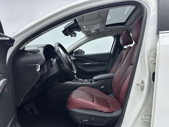Mazda CX-30, 2023 — фото 5 из 9