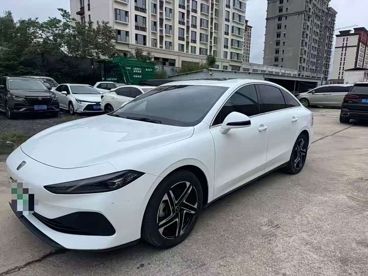Roewe D7, 2024 — купить в Нижнем Новгороде под ключ