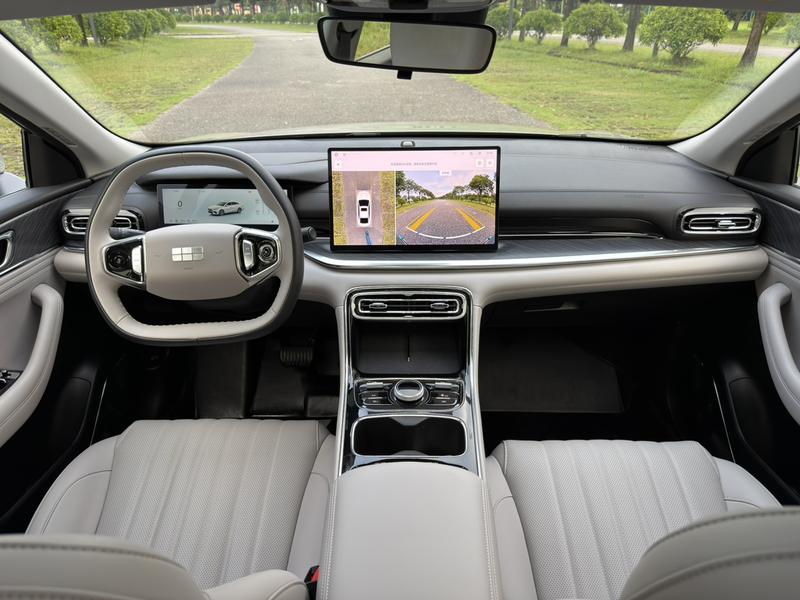 Geely Galaxy Starshine 6, 2025 — фото 9 из 12