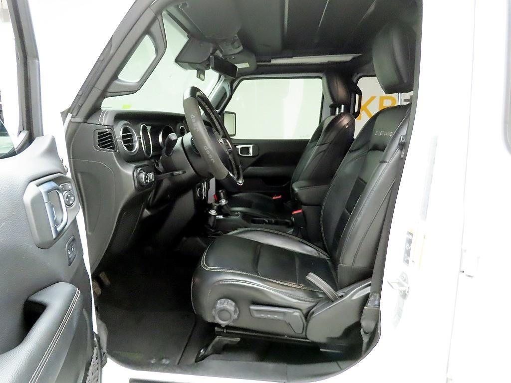 Jeep Wrangler, 2022 — фото 11 из 12