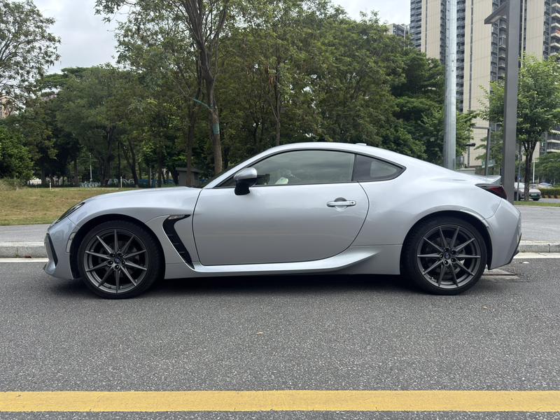 Subaru BRZ, 2022 — фото 4 из 10