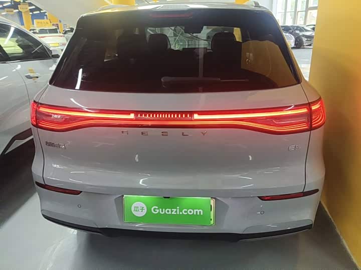 Geely Galaxy E5, 2024 — фото 6 из 9