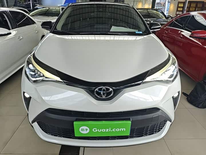 Toyota C-HR, 2022 — фото 3 из 9