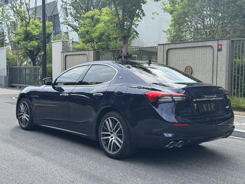 Maserati Ghibli, 2021 — фото 5 из 12
