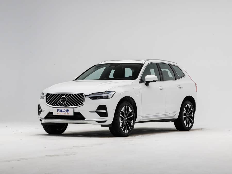 Volvo XC60 Hybrid, 2026 — купить в Курске под ключ
