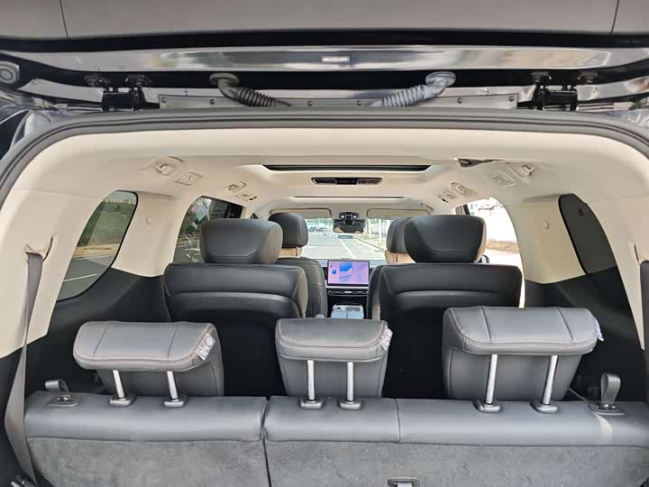 GAC Trumpchi E8, 2025 — фото 8 из 9