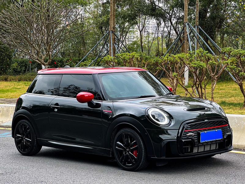 Mini Mini JCW, 2022 — фото 3 из 12