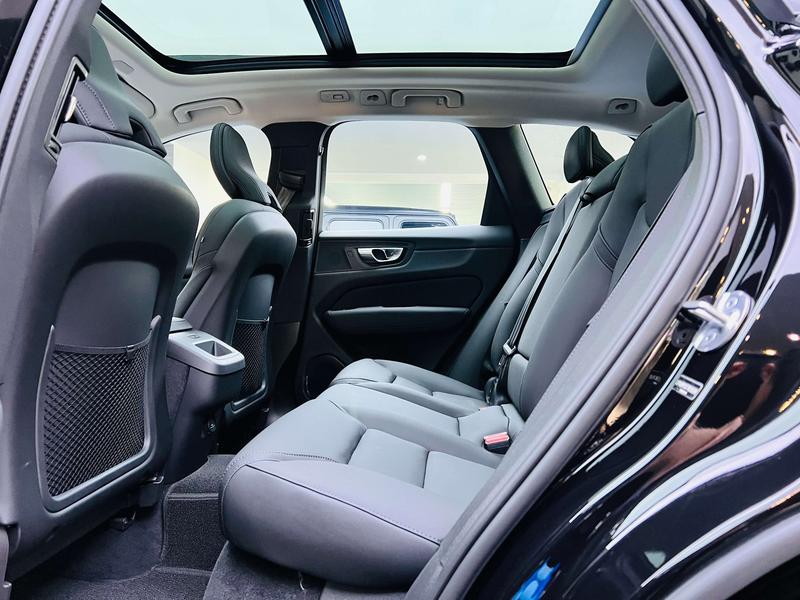 Volvo XC60, 2026 — фото 10 из 12