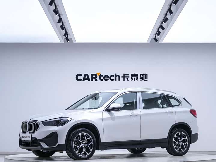 BMW X1, 2022 — купить в Санкт-Петербурге под ключ