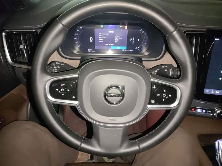Volvo S90, 2023 — фото 7 из 9
