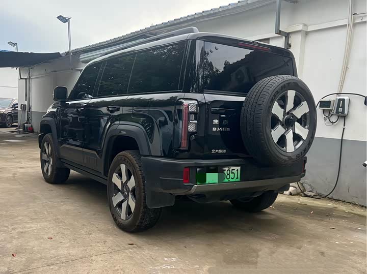 BAIC Beijing BJ40 Hybrid, 2025 — фото 7 из 9