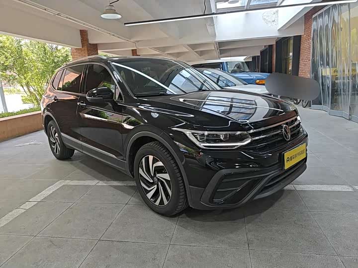 Volkswagen Tiguan L Pro, 2025 — фото 6 из 9