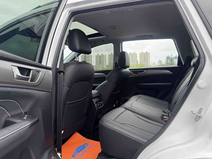 Haval M6, 2022 — фото 8 из 9