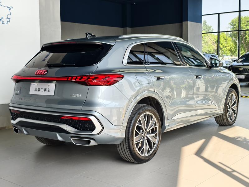 Audi Q5L, 2025 — фото 4 из 12