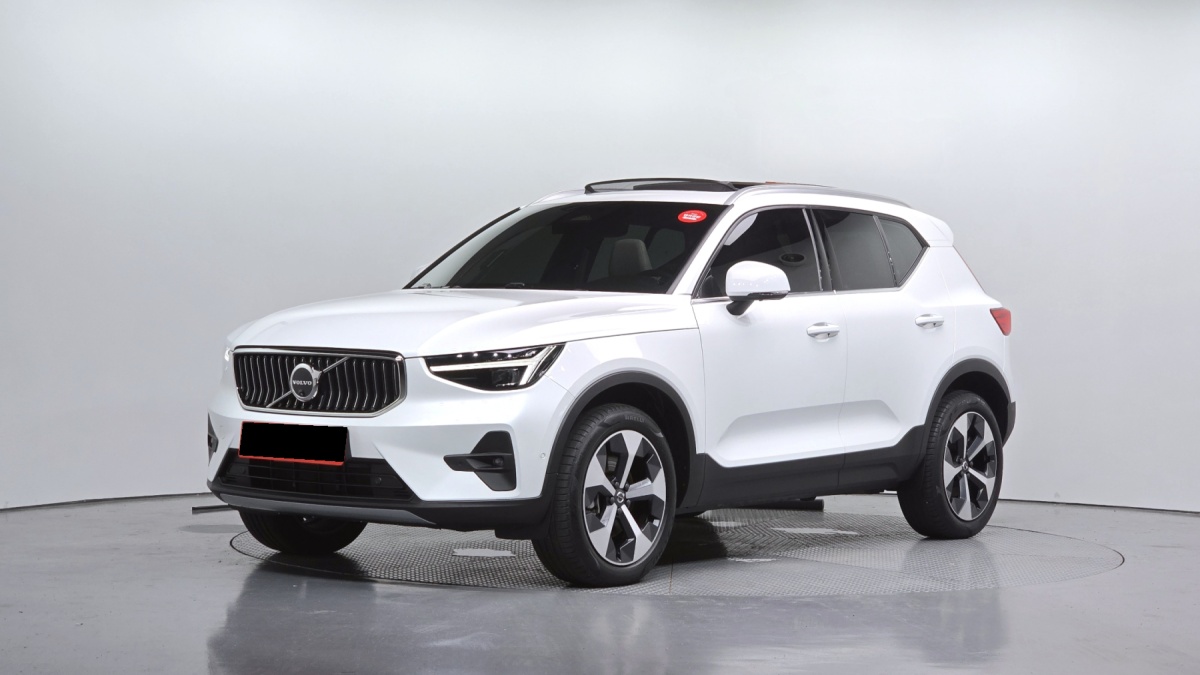 Volvo XC40, 2024 — купить в Уфе под ключ