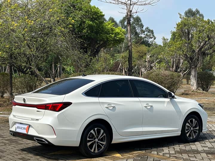 Changan Eado Plus, 2025 — фото 8 из 9